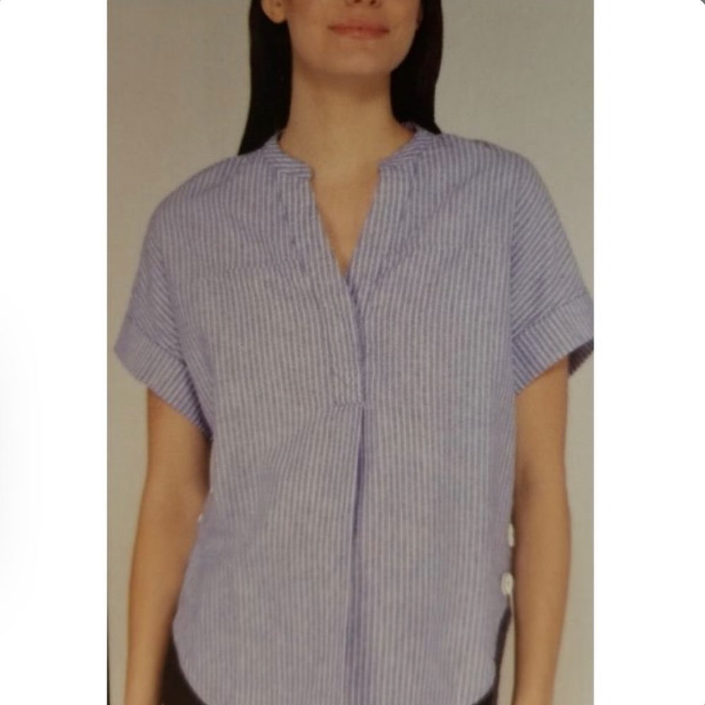 Nicole Miller Cap Sleeve V-Neckline Top